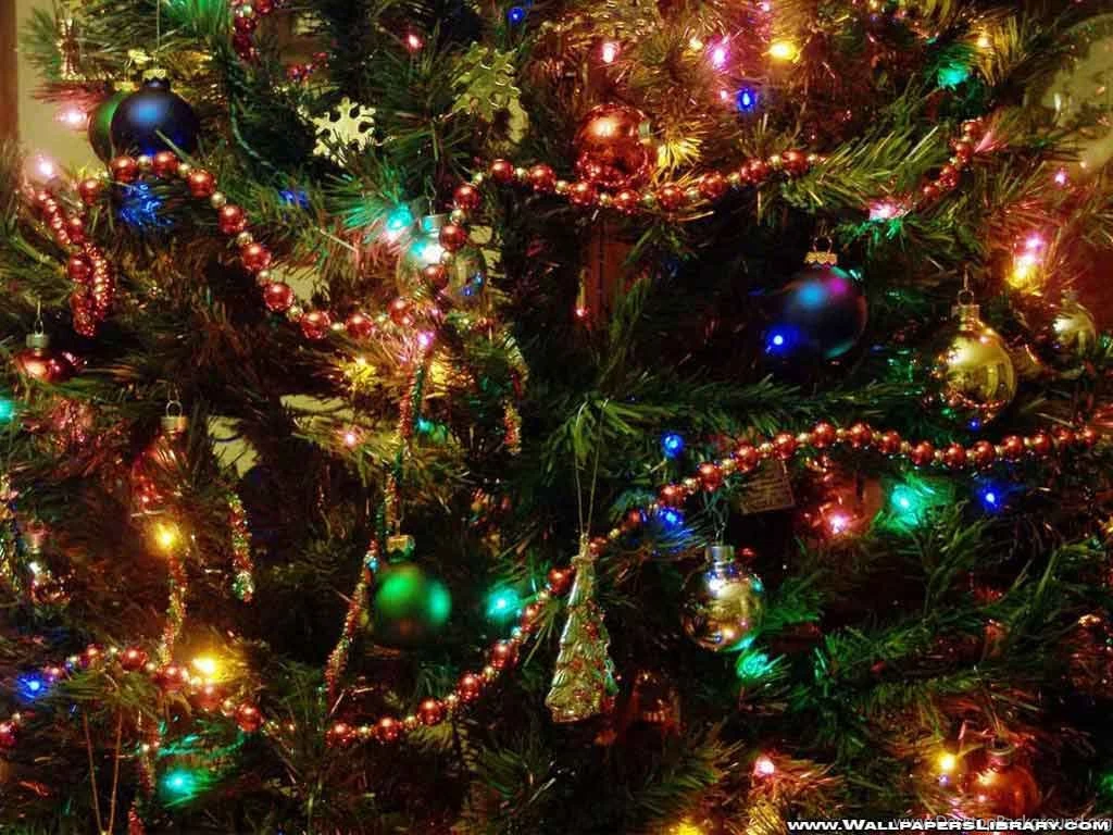 Peartreedesigns: Christmas Tree Desktop Backgrounds