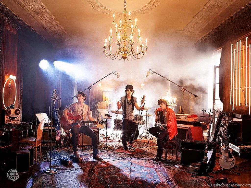 Cool But Hot The Jonas Brothers Wallpapers (2215197) Fanpop