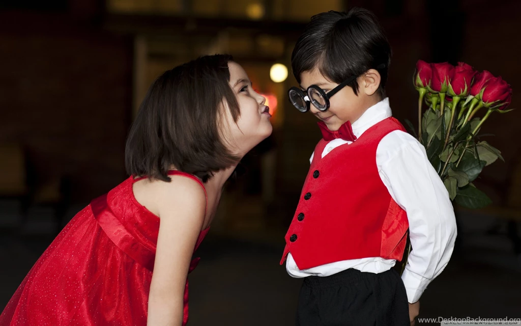 Cute Wallpapers Of Girls And Boys (8)