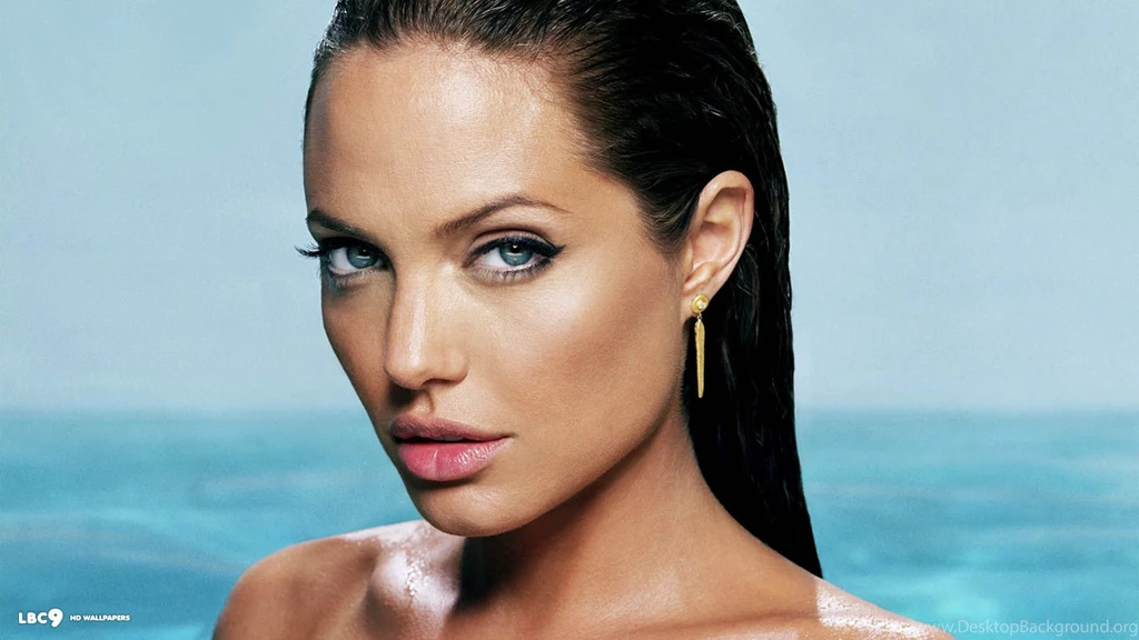 Angelina Jolie Wallpapers 37/65
