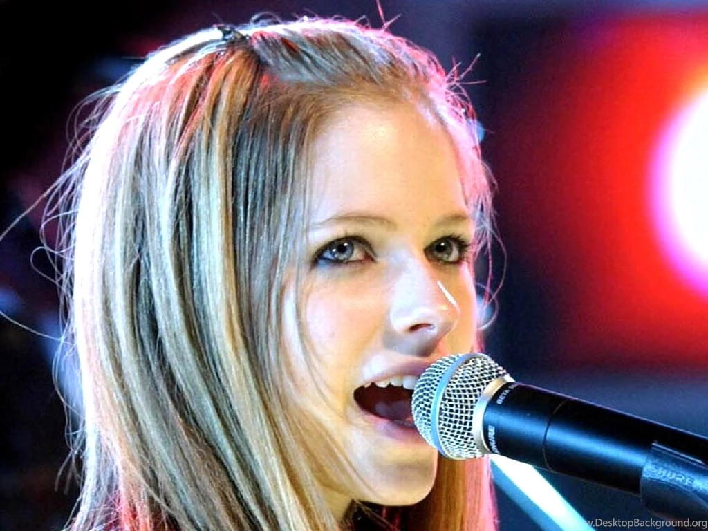 Avril Lavigne HD Wallpapers