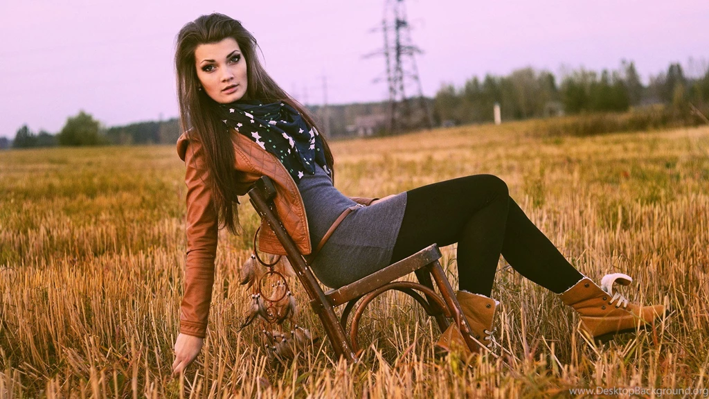 Lovely Girl Model Ford Mustang Car