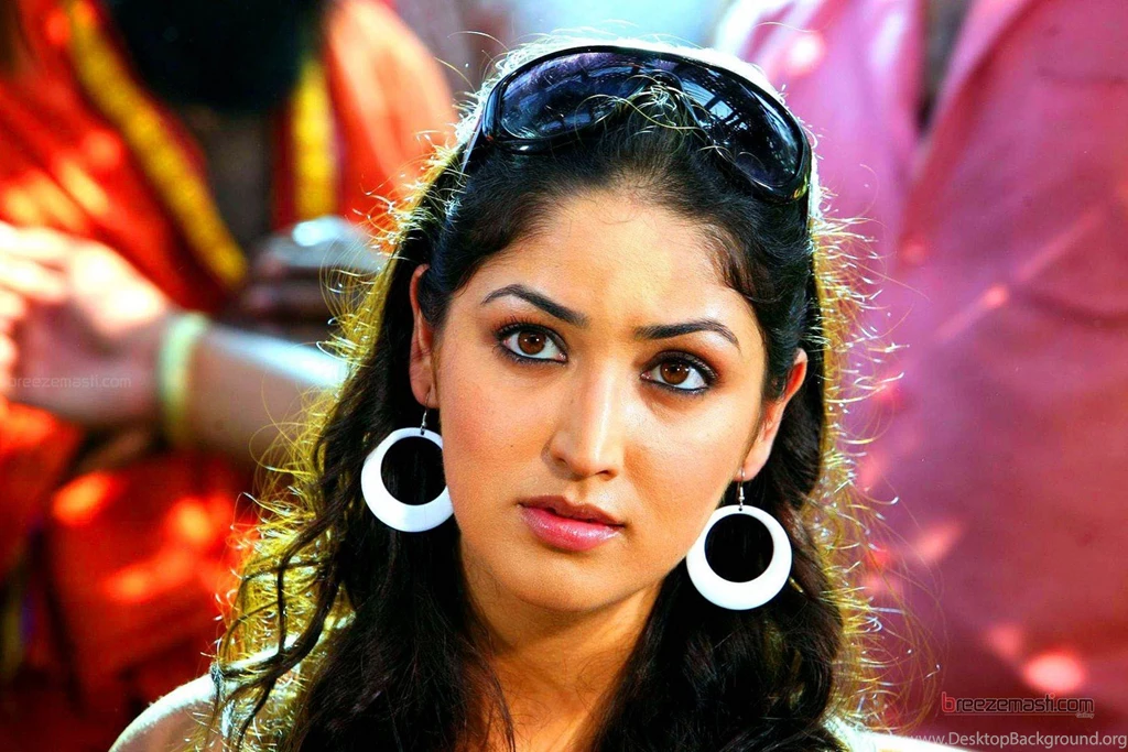Actress Wallpapers