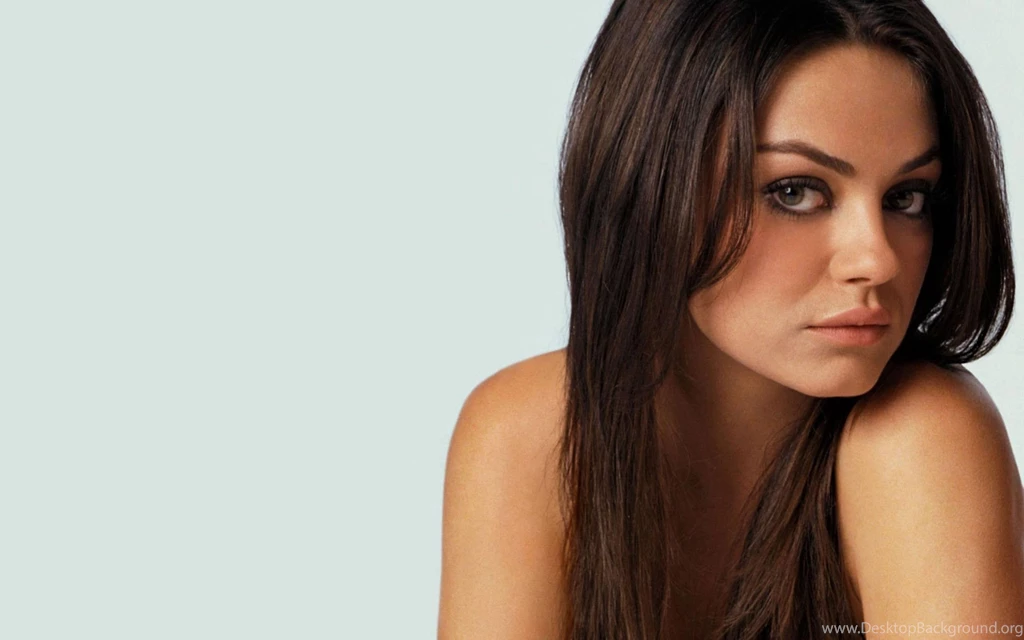 Beautiful Mila Kunis Hollywood Celebrity Wallpaper: Desktop HD ...