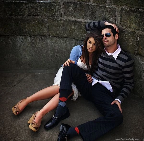 Couples Hugging Wallpapers