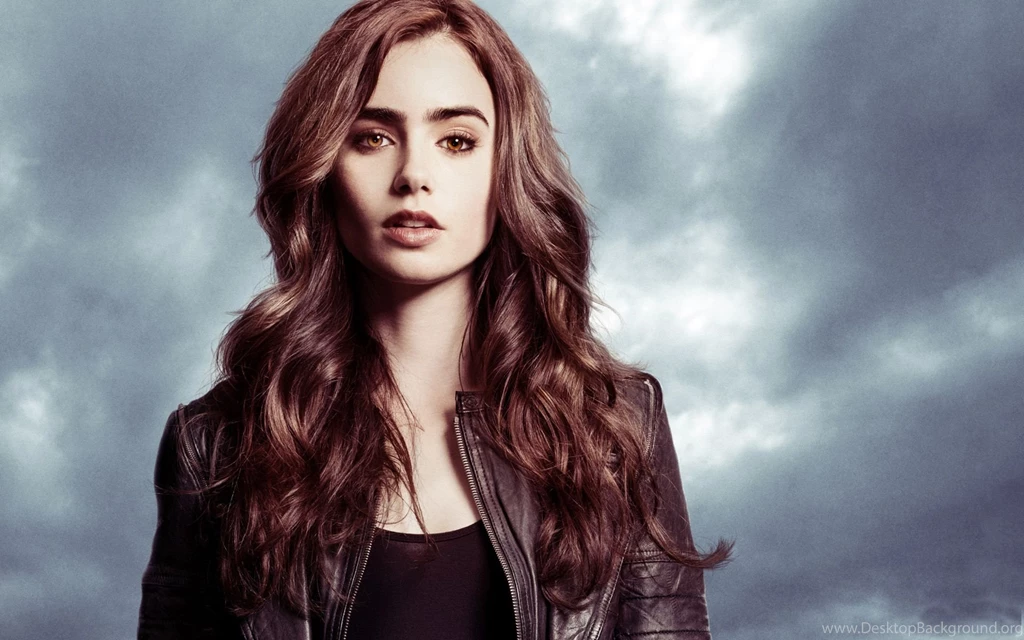 Lily Collins Wallpapers