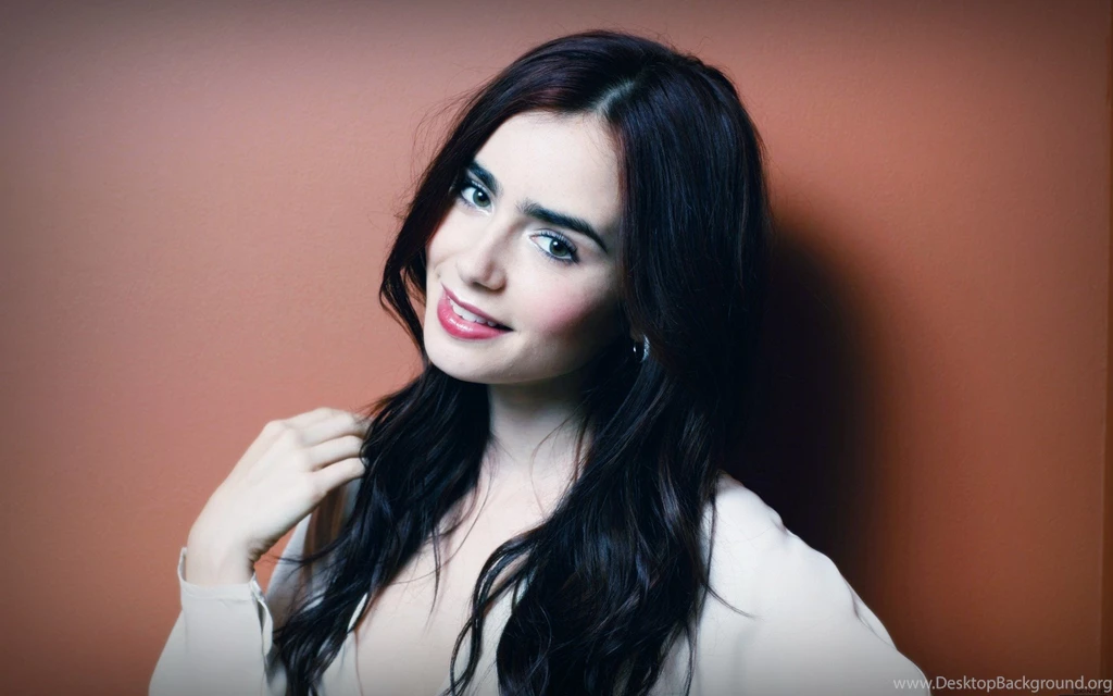 61 Lily Collins HD Wallpapers