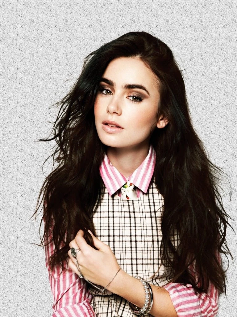 768x1024 Beautiful Lily Collins Ipad Wallpapers