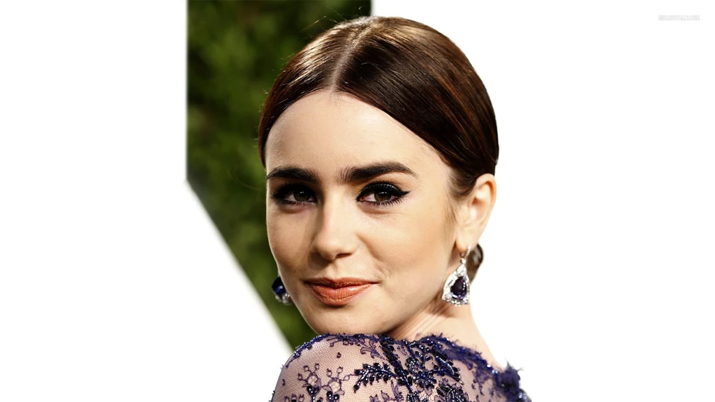 Lily Collins Wallpapers