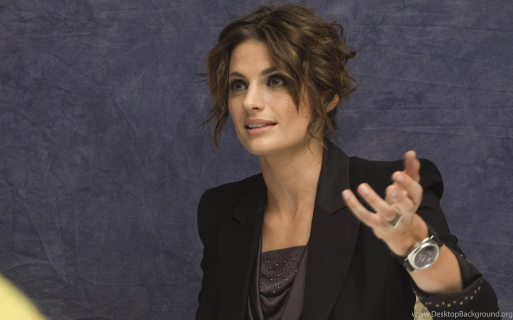 Stana Katic Wallpapers 2046 1378606331