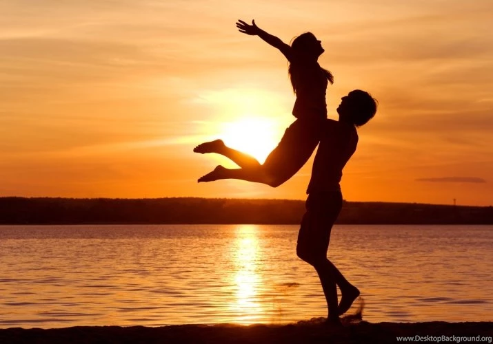 Boy Holding Girl High Wallpapers   HD Free Wallpapers