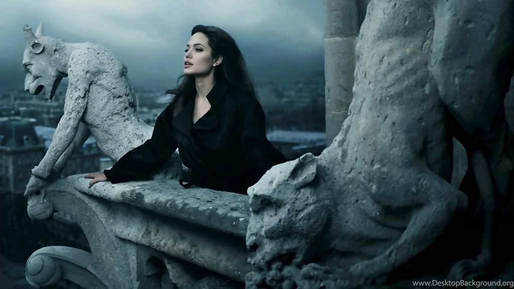 Angelina Jolie Desktop Wallpapers