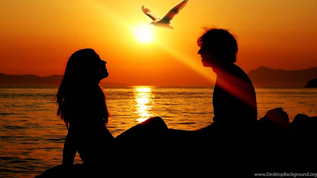 Romantic love couple meet at sunset time high quality wallpapers.jpg