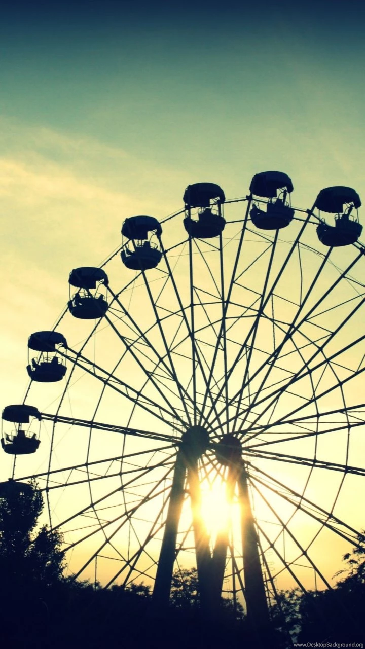 Sunlight Through Ferris Wheel Samsung Wallpapers Download