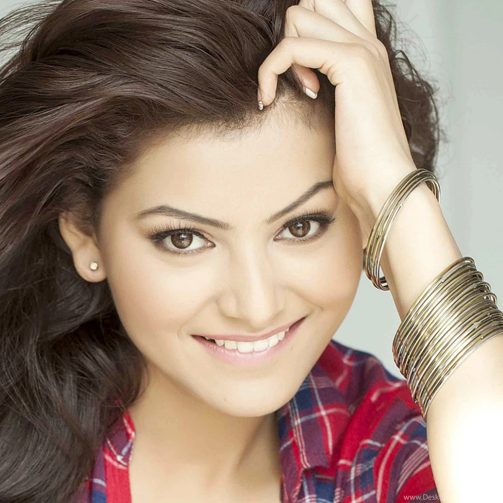 Download Wallpapers 2048x2048 Urvashi Rautela, Bollywood, Actress ...