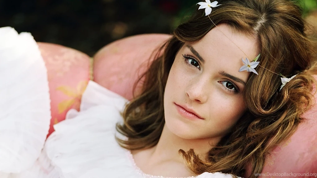 Emma Watson Wallpapers