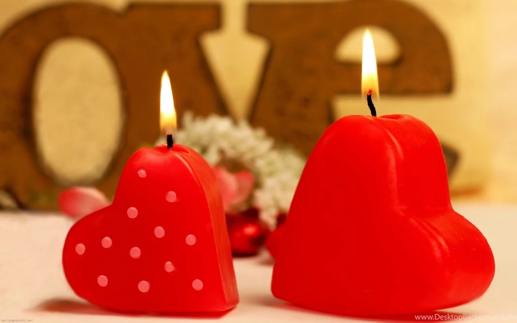 Free Beautiful Candle For Lovers Day.jpg