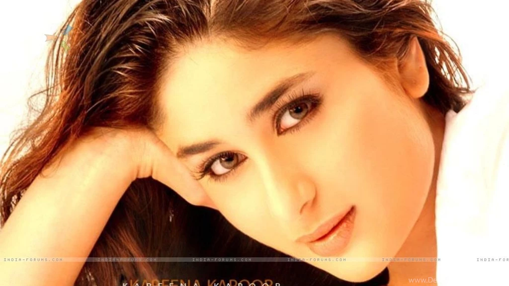 Wallpapers Kareena Kapoor (18744) Size:1366x768