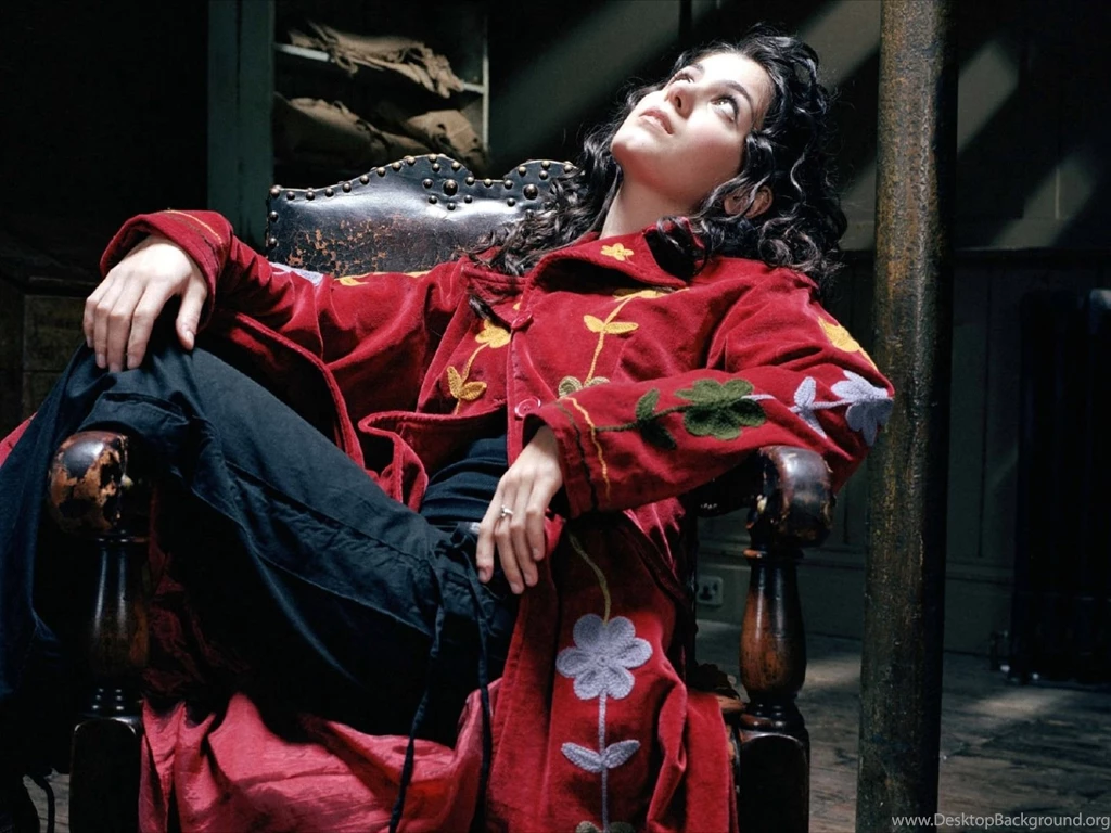 Katie Melua 0070 1600x1200 Wallpapers World Wallpapers Collection