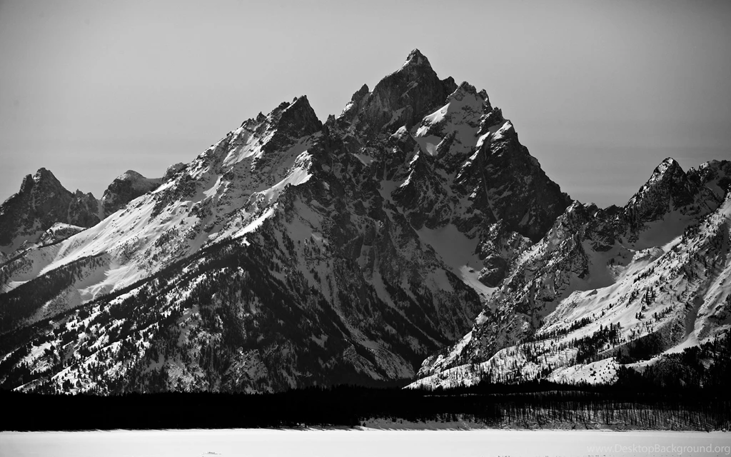 Monochrome Mountain Lake Scenery Wallpapers