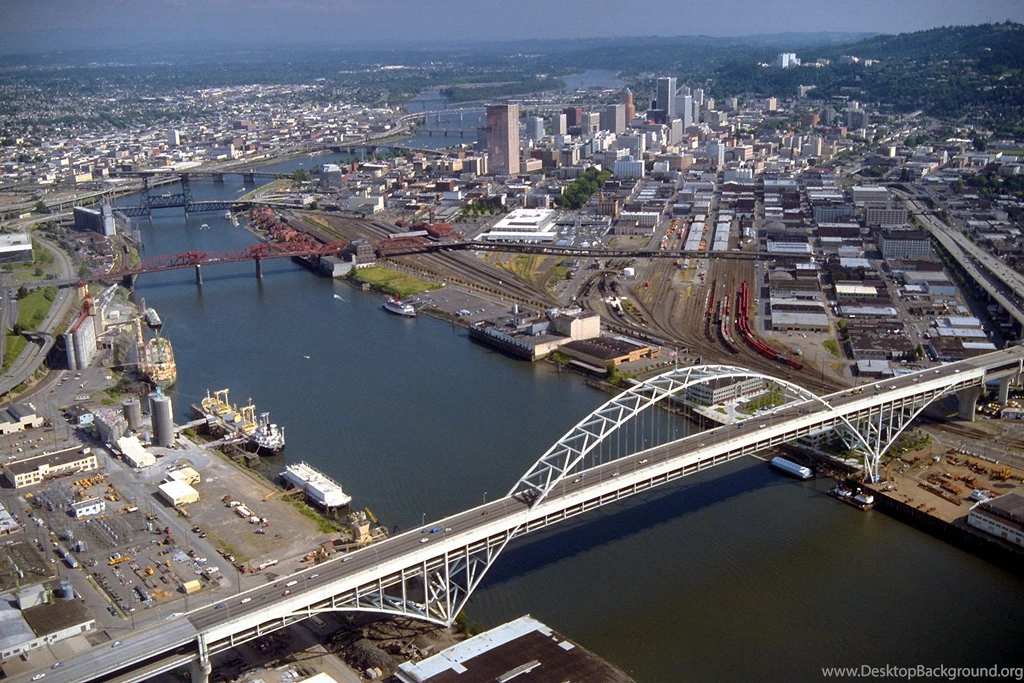 Fremont Bridge Portland Wallpaper.