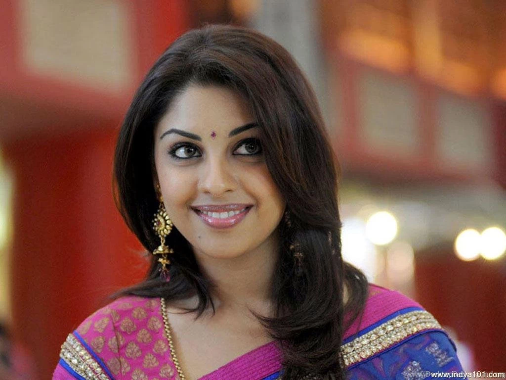 Richa Gangopadhyay Wallpapers   (1024x768) : Indya101.com