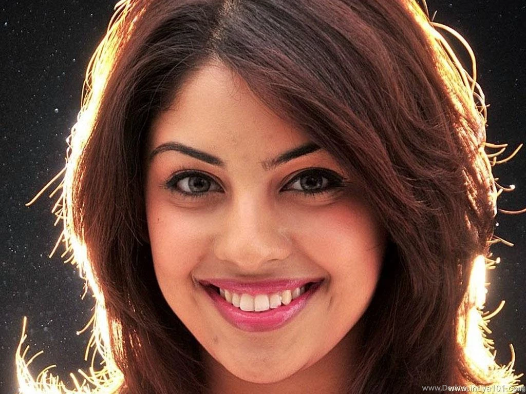 Richa Gangopadhyay Wallpapers   (1024x768) : Indya101.com