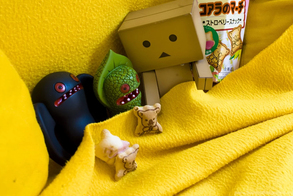 KICK ASS 3D WALLPAPERS: BOX MAN HD WALLPAPERS