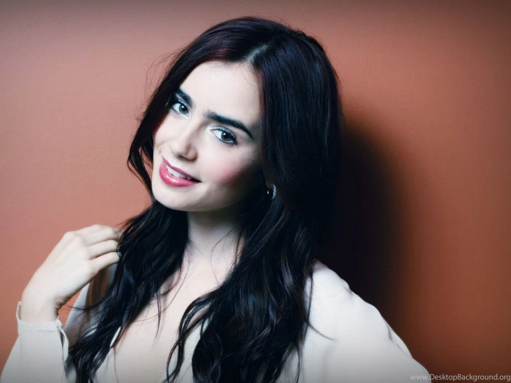Lily Collins HD Wallpapers