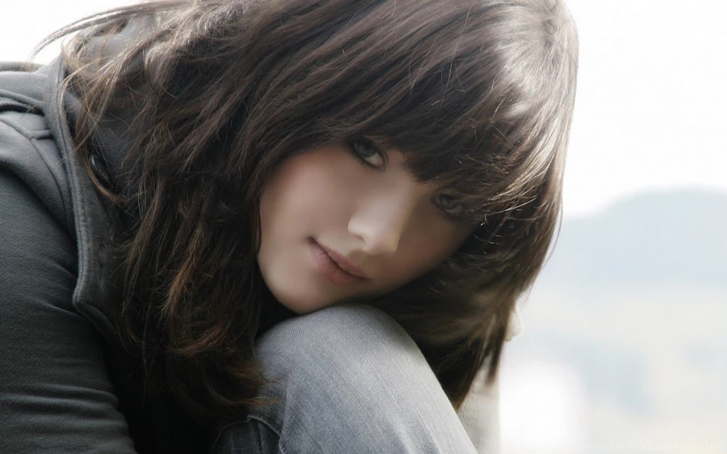 Cute Girl Wallpapers