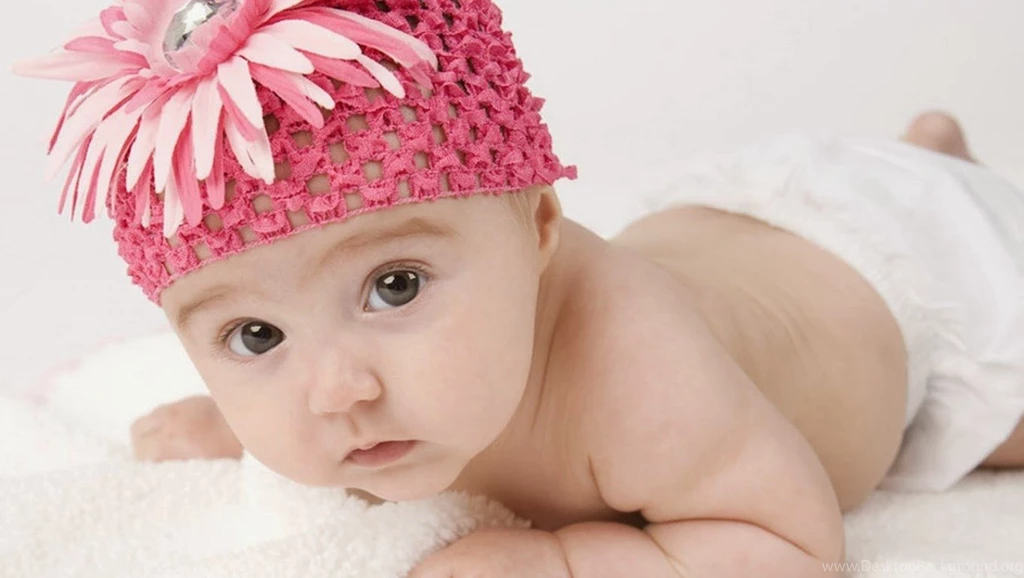 Lovely Babies Wallpapers HD Pictures