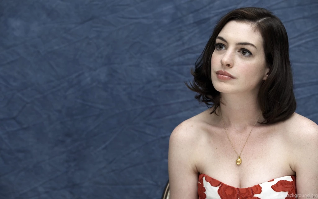 Anne Hathaway Wallpapers High Resolution And Quality Download