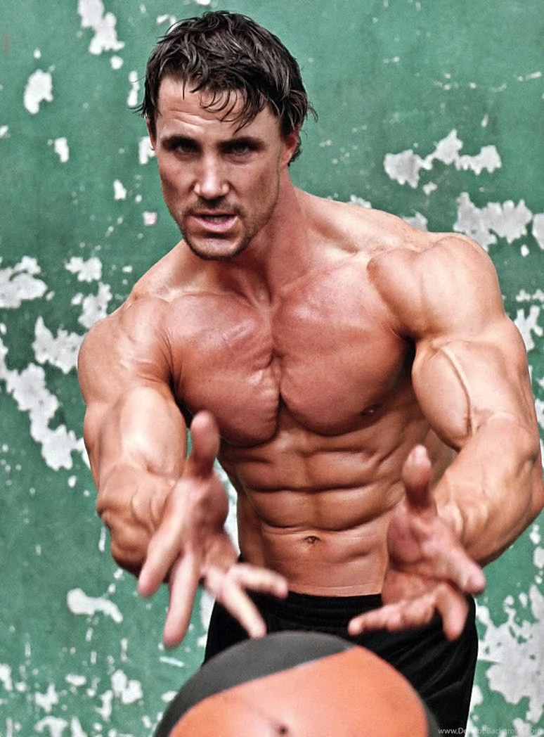 Greg Plitt Greg Plitt Dies After Being Hit By Metrolink Train ...