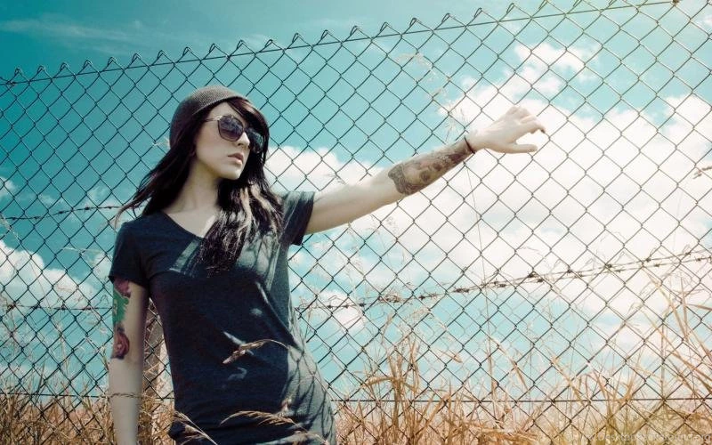 Tattooed Girl At The Fence Wallpaper,1920x1200 .Girls .Fence ...