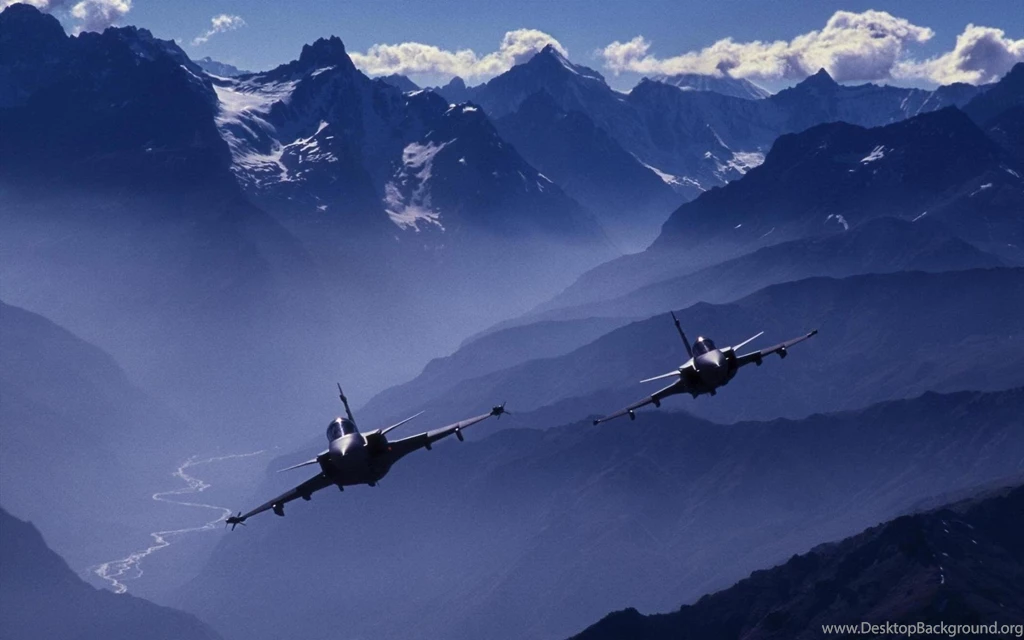Mountains Aircraft Swedish Jet Aircraft Jas 39 Gripen Gripen Saab ...