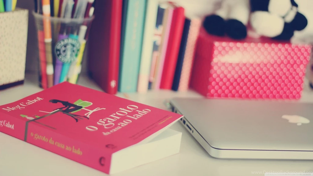 Girly Desk HD Desktop Wallpapers : Widescreen : High Definition ...