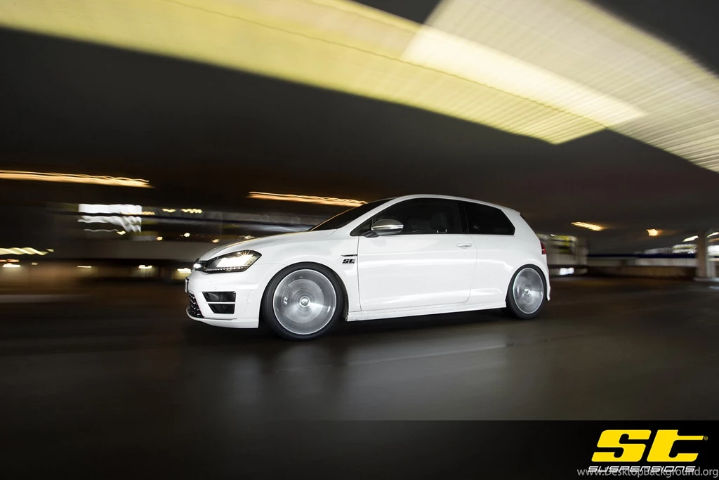 WALLPAPER: ST Suspensions MK7 VW Golf R