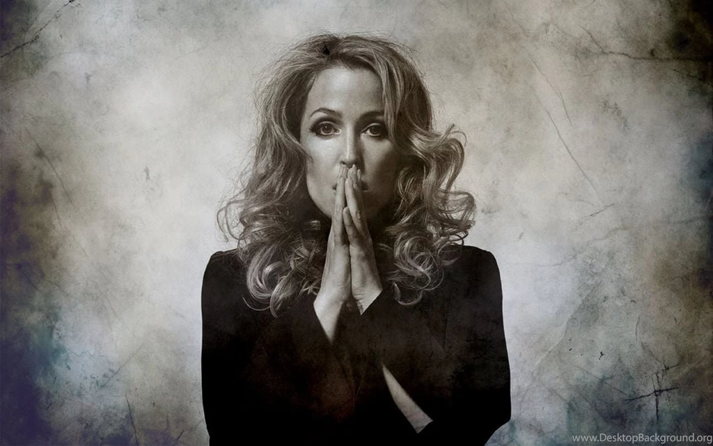 Gillian Anderson Wallpapers HD Free Download