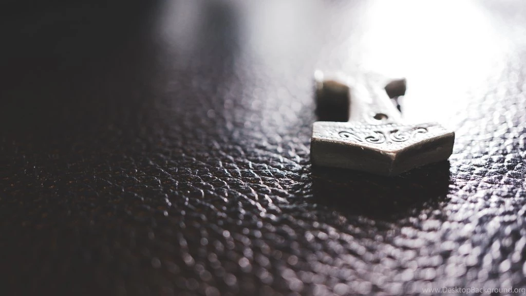 HD Wallpapers Mjolnir By Permlid On DeviantArt