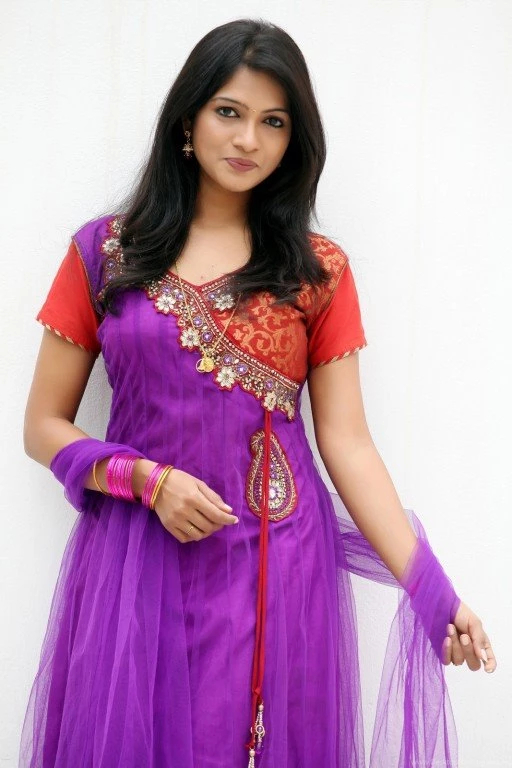 Pallavi Telugu Actress New Photos,Pallavi New Pics Gallery,Kanada ...