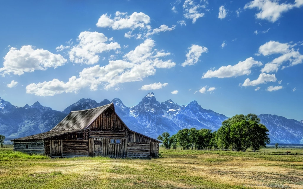 High Res Free Barn Wallpapers