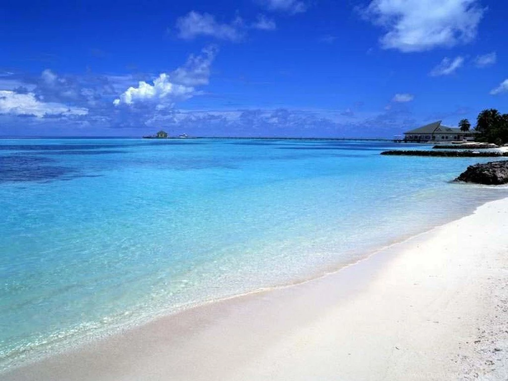 Amazing Blue Beach Wallpapers