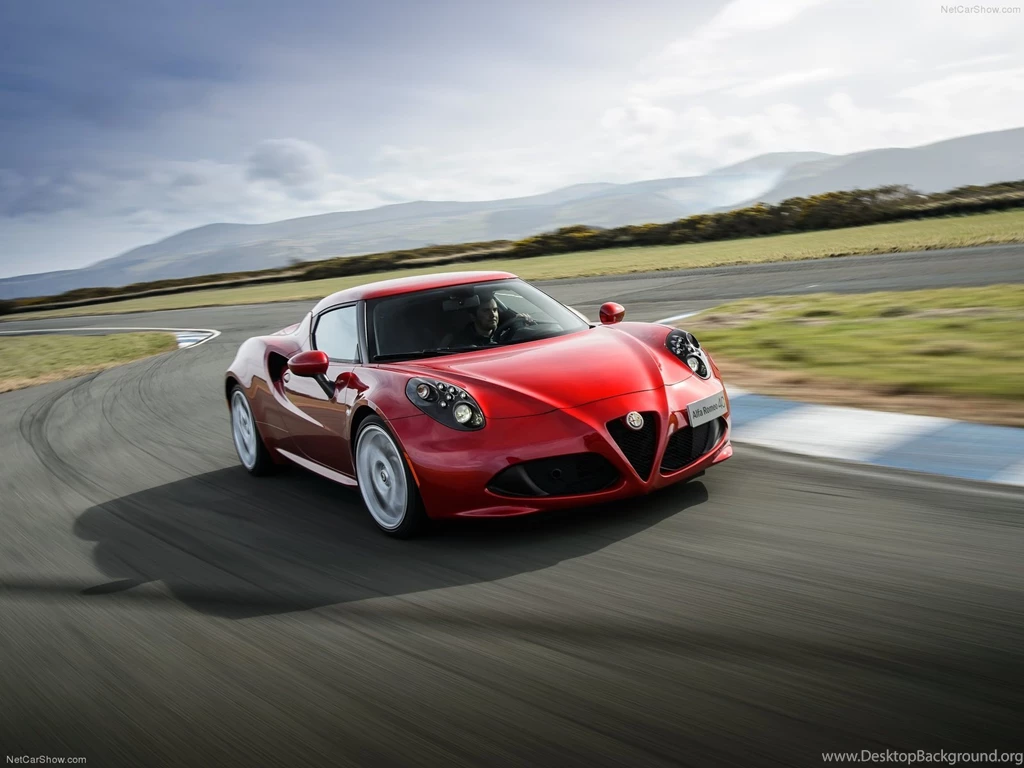 2014 Alfa Romeo 4C Rear Wallpapers Hd