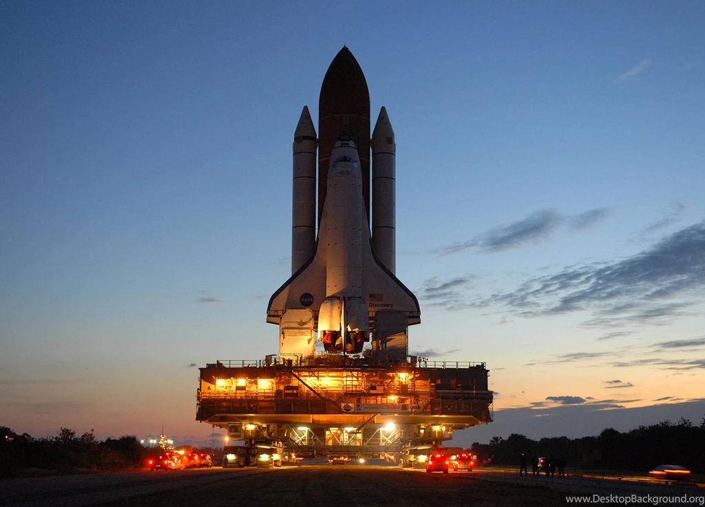 NASA Shuttle Lauch Pad By Night Wallpapers