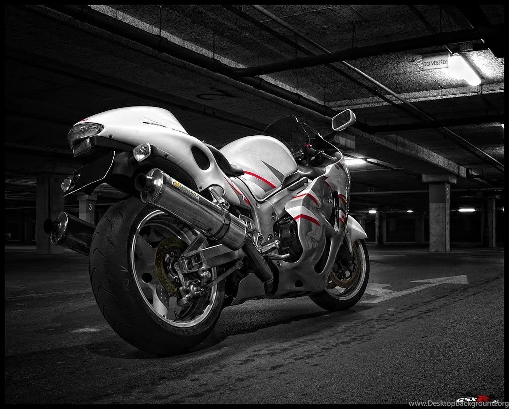 Suzuki_gsxr_1300_hayabusa_2008_wallpaper_