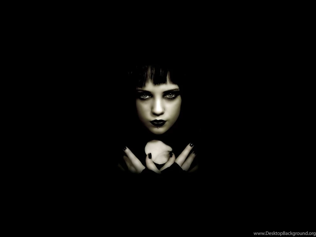 Free_gothic_wallpaper_downloads.jpg