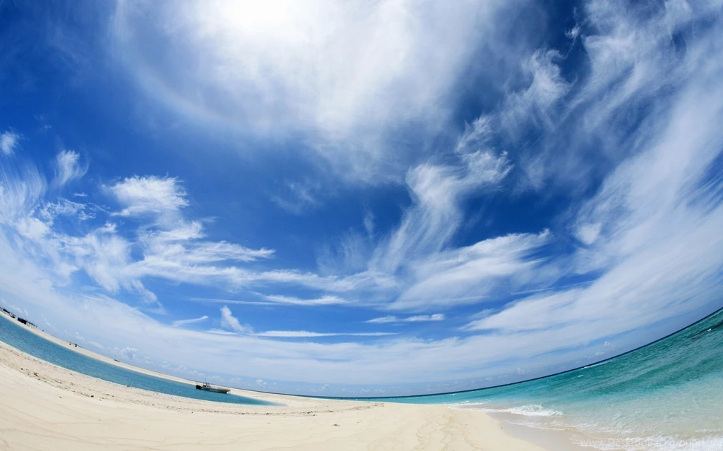 Sunny Beach In Circle WALLPAPERS HD