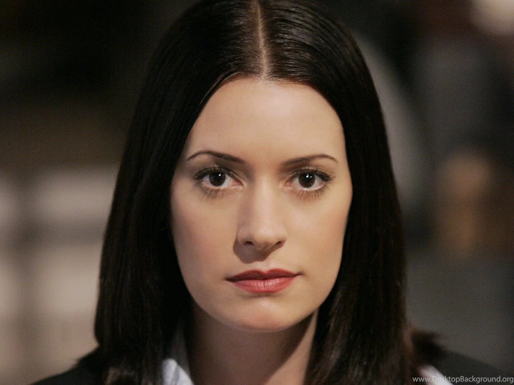 Paget Brewster Paget Brewster Wallpapers (35410855) Fanpop