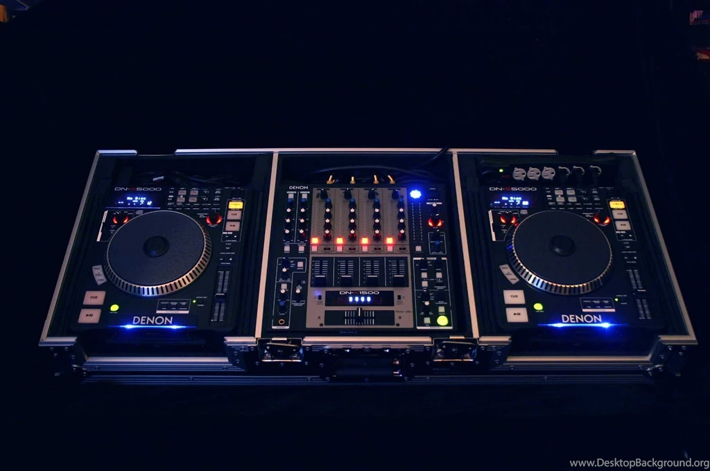 Free Football Wallpapers 2013: Wallpapers Denon Dj