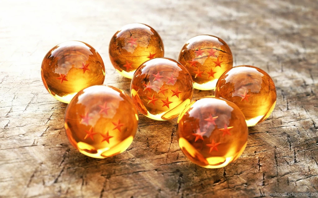 3D Glass Spheres Wallpapers